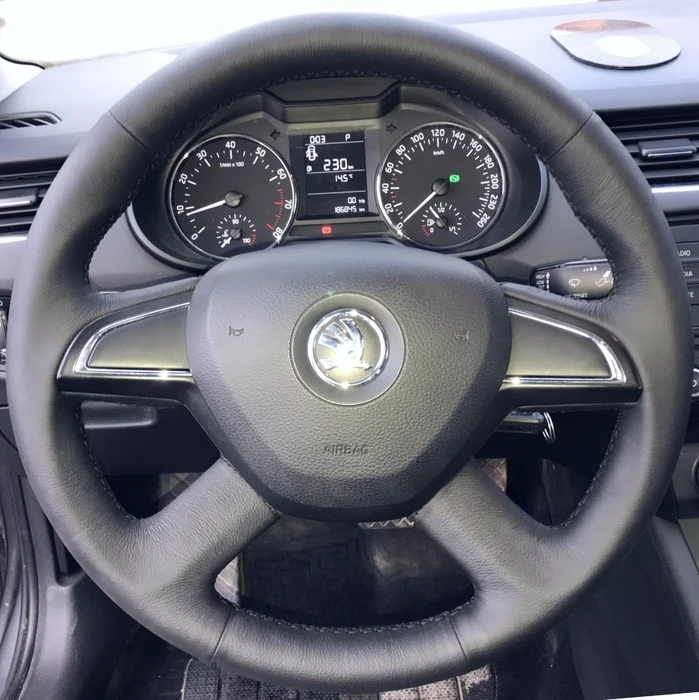Оплетка на руль из натуральной кожи Skoda Yeti I (2013) 3066