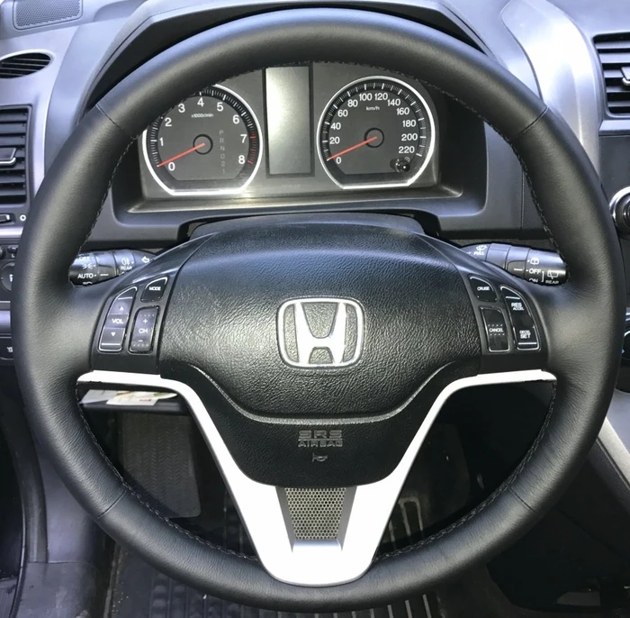 Оплетка на руль из натуральной кожи Honda CR-V III 2007-2012 г.в. (черная) 2672