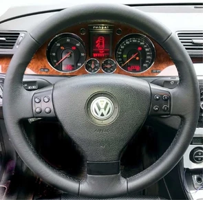 {{photo.Alt || photo.Description || 'Оплетка на руль из натуральной кожи Volkswagen Jetta V (2005-2008)'}}