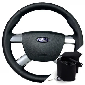 {{photo.Alt || photo.Description || 'Оплетка на резиновый руль для Ford Focus II (2005-2011)'}}