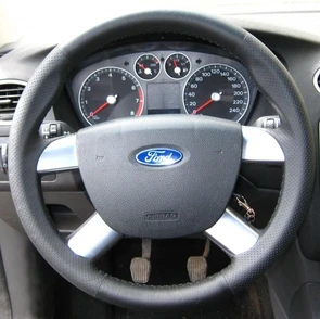 {{photo.Alt || photo.Description || 'Оплетка на руль из натуральной кожи Ford C-MAX I 2007-2010 г.в. (черная)'}}