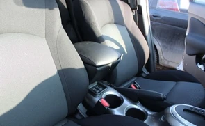 {{photo.Alt || photo.Description || 'Подлокотник Nissan Juke'}}