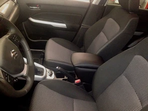 {{photo.Alt || photo.Description || 'Подлокотник Suzuki Vitara (2015-2020)'}}